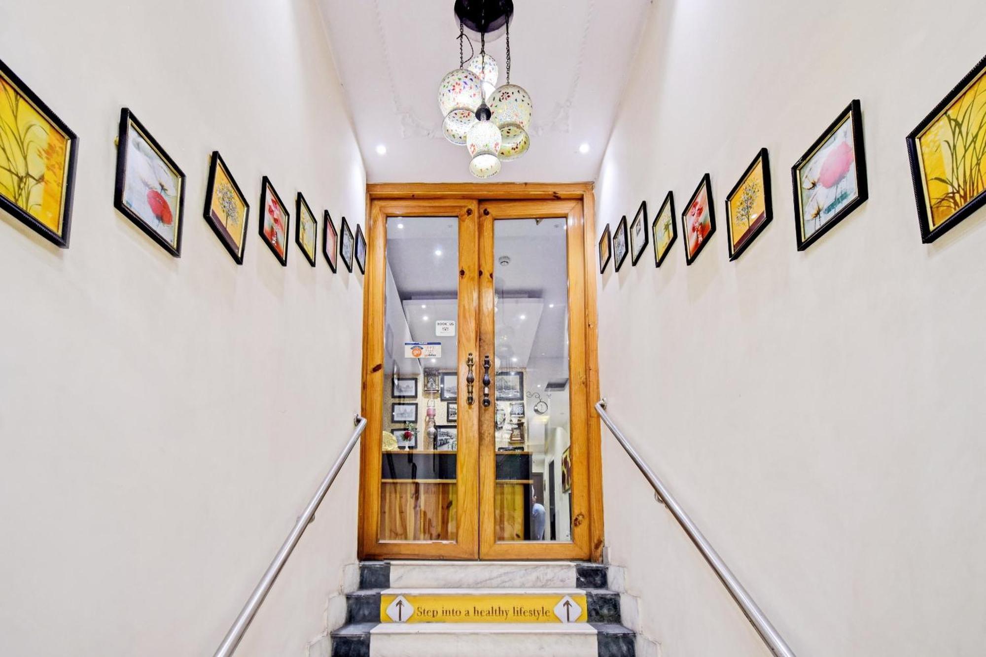 Collection O Motisarai Hotel Calcutta Exterior foto