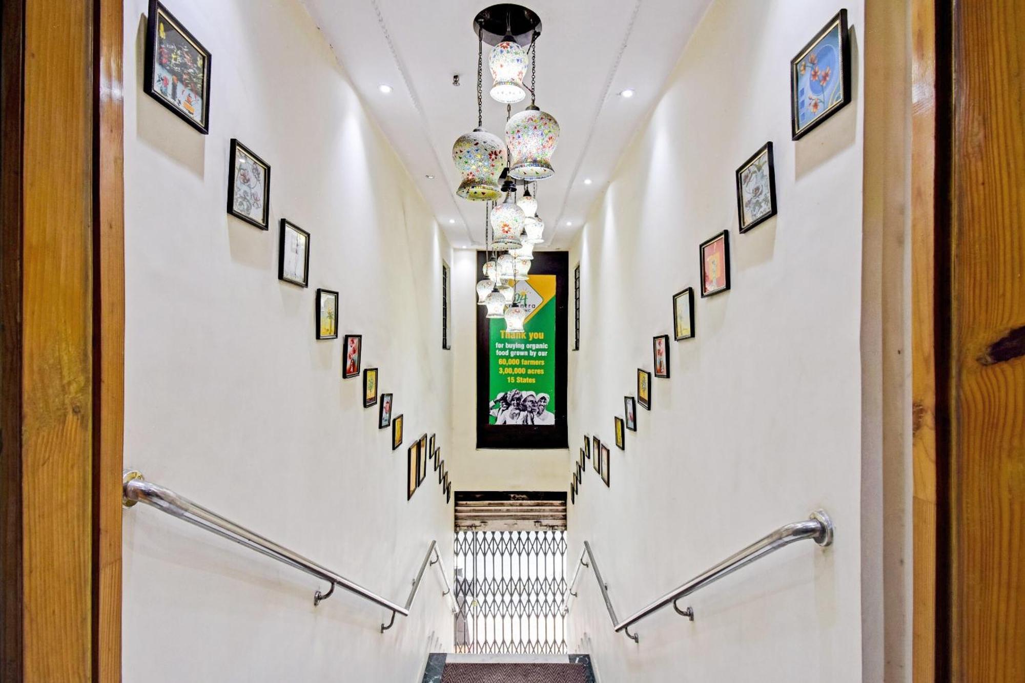 Collection O Motisarai Hotel Calcutta Exterior foto