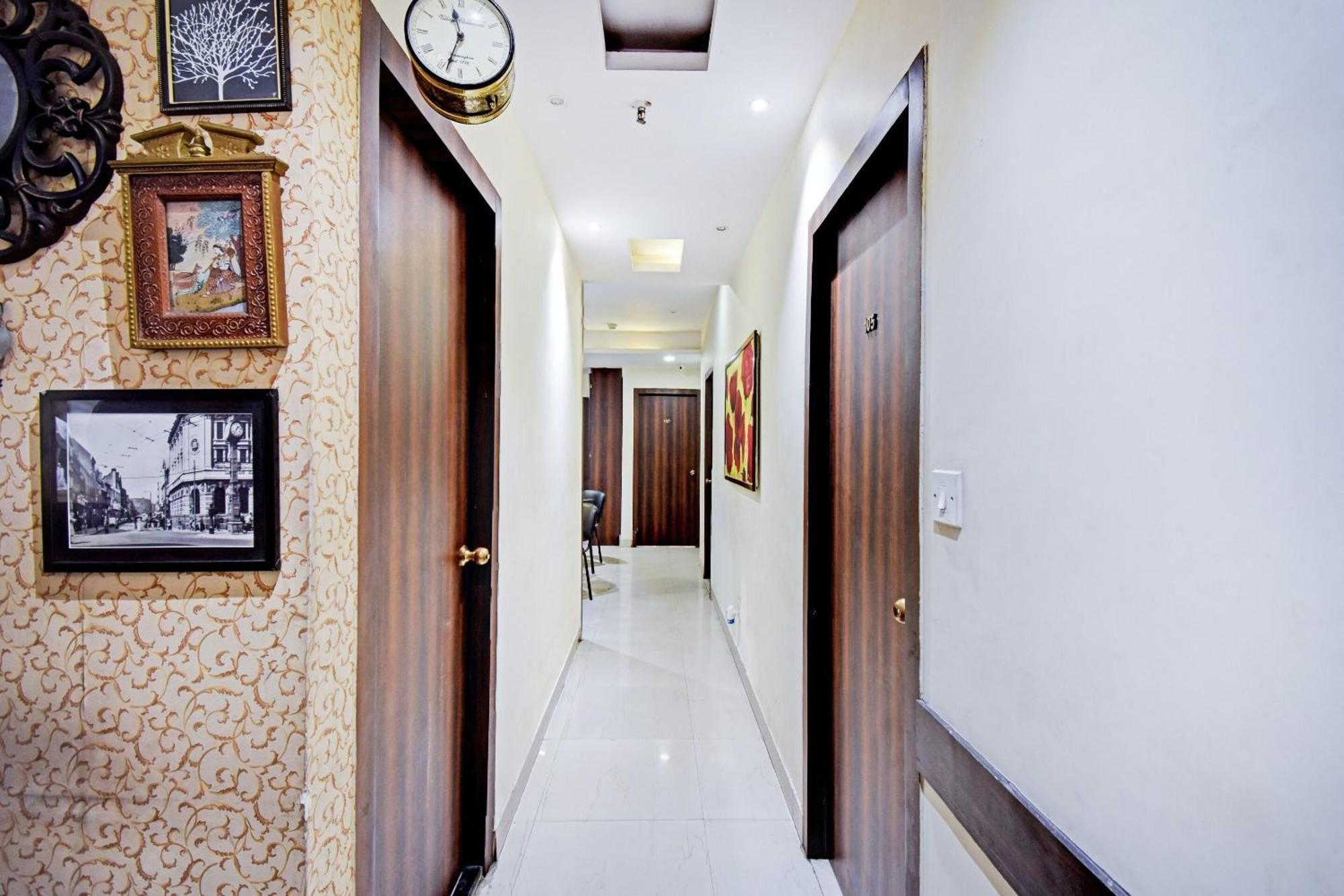 Collection O Motisarai Hotel Calcutta Exterior foto