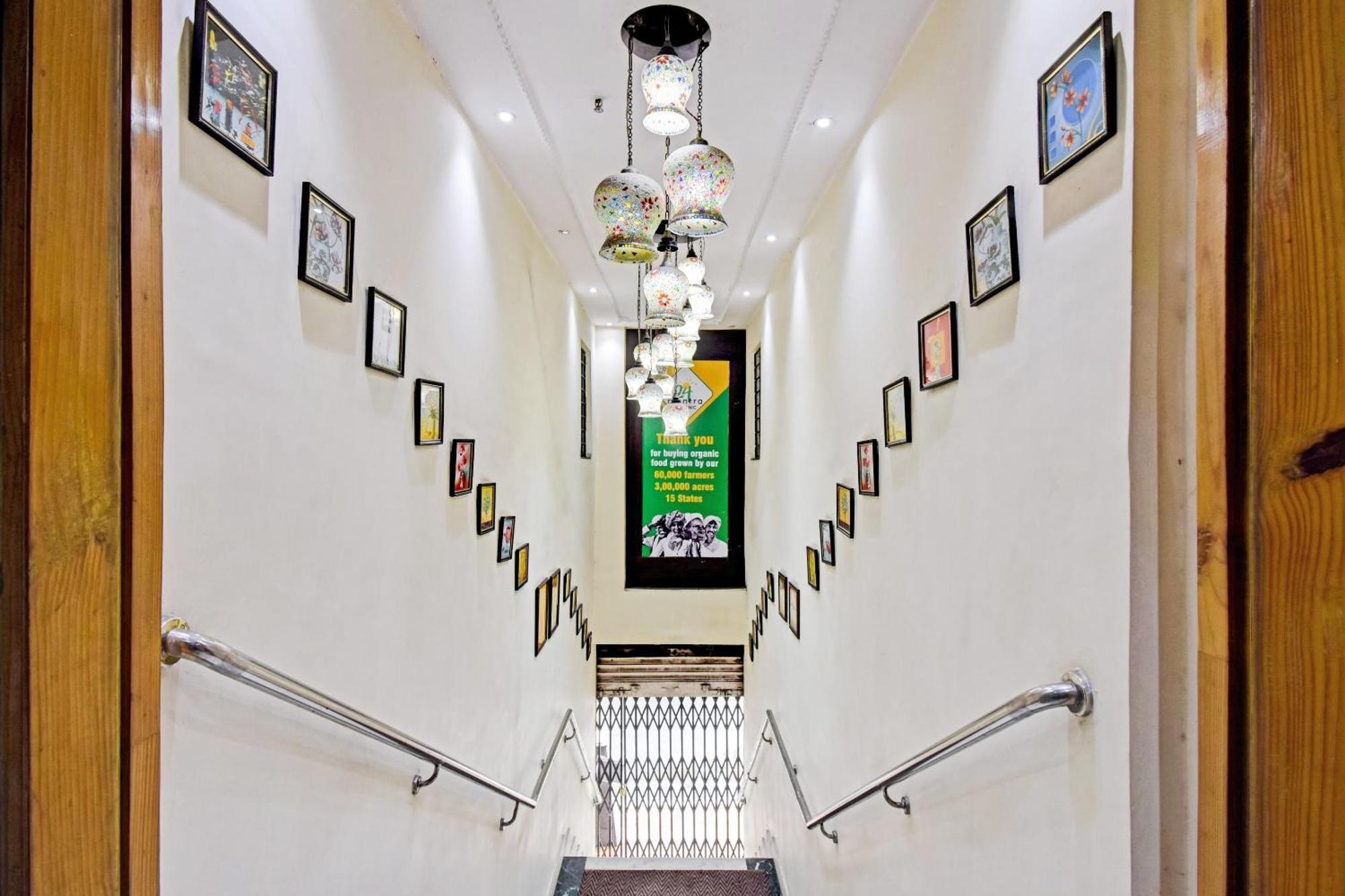 Collection O Motisarai Hotel Calcutta Exterior foto